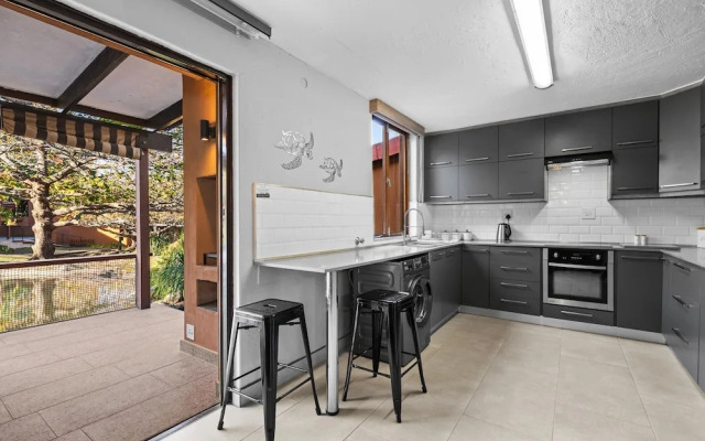 San Lameer Villa 1906