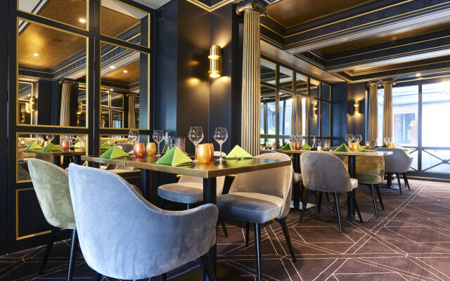 Hotel Barsey by Warwick