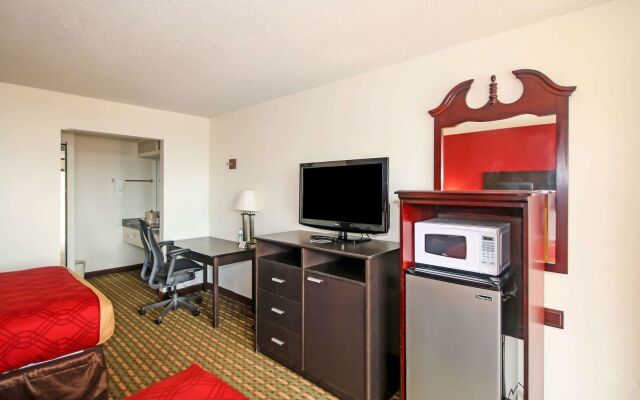 Americas Best Value Inn Pilot Mountain