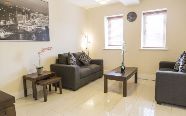 Pearse Street Suites