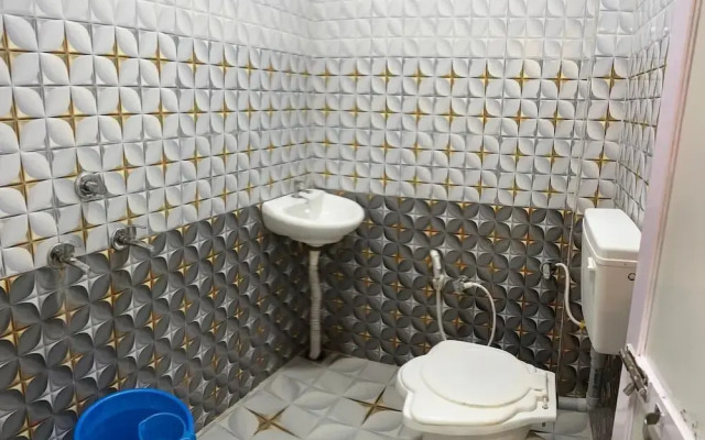 Hotel Gurukripa Guest House