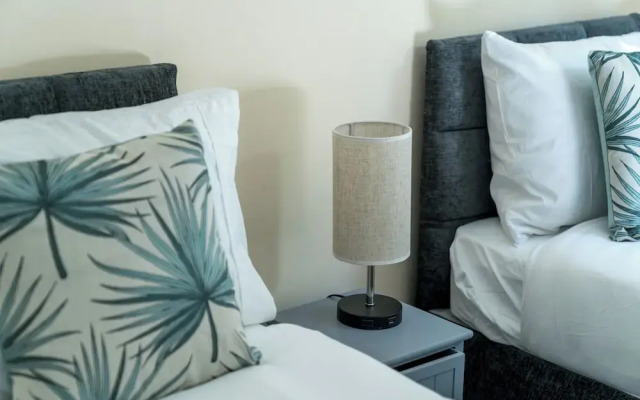 Redhill Retreat - Cozy 2 Bedroom Apartment