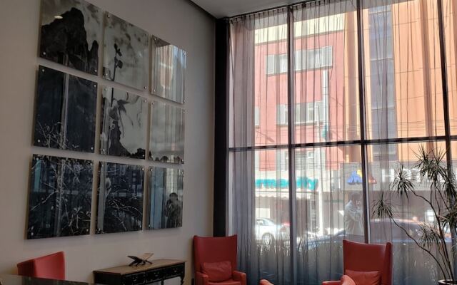 The Plaza Residenses