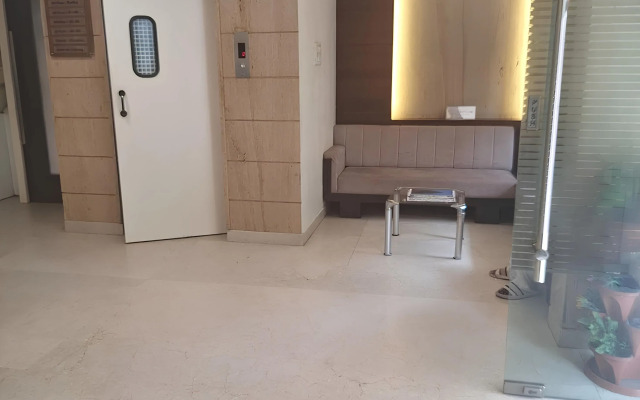 Hotel Apna Avenue