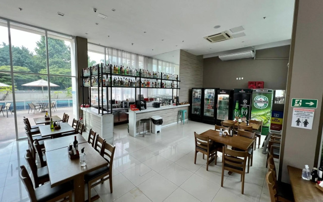 Promenade Verano Stay