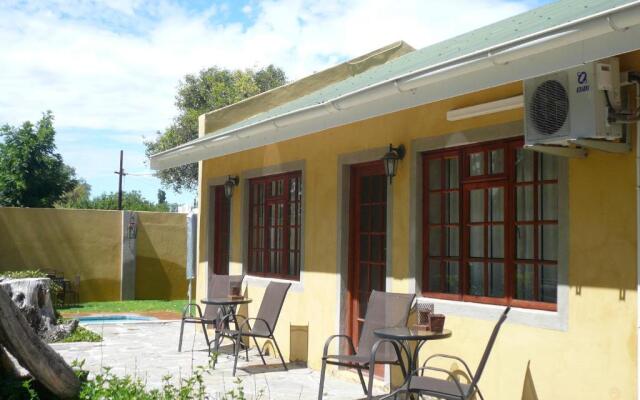17 on Bird Guest House