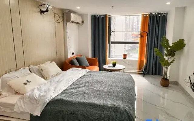 Zhaoqing Yi'ai Homestay