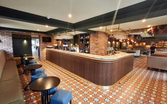 The Adamson Hotel