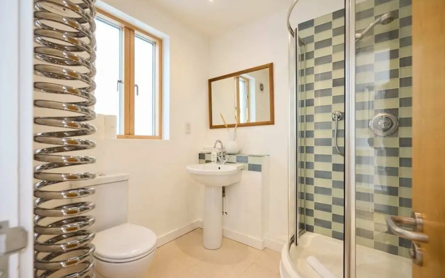 The Putney Wonder - Dazzling 3bdr Flat With Garden