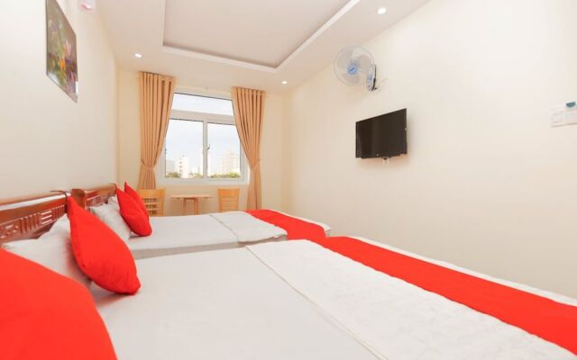 OYO 554 Happy Hotel