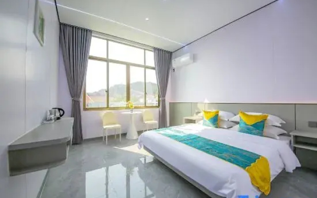 Meizhoudao Weilan Homestay