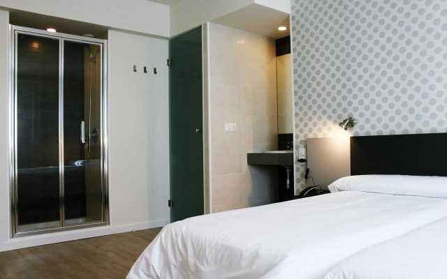 Checkin Urban Nevada