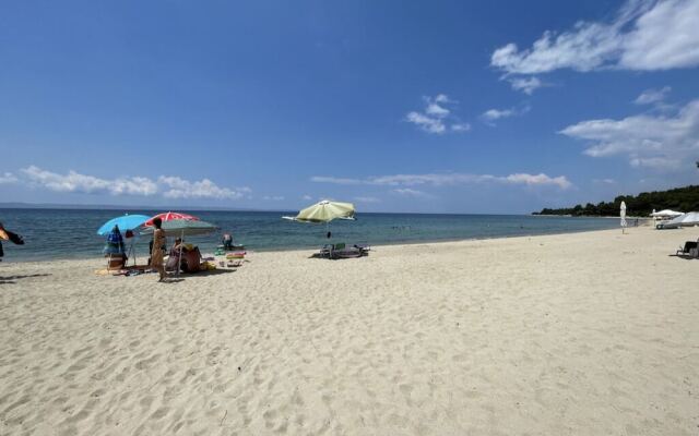 Stunning Beachfront Villa for Rent