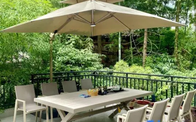 Bifengxia Mountain View Cloud Sea Homestay