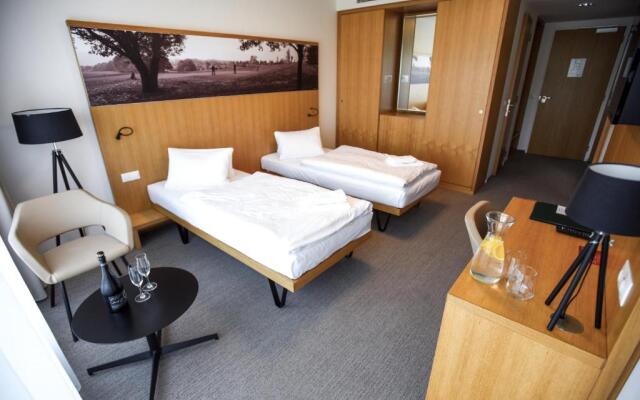 Hotel S-PORT Véska