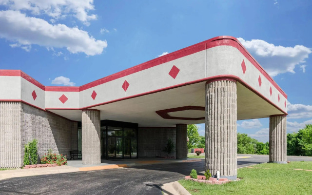 Quality Inn Arkansas City North