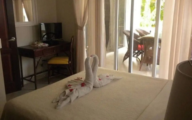 Villa in Gated Community Furnished Lots Amenities