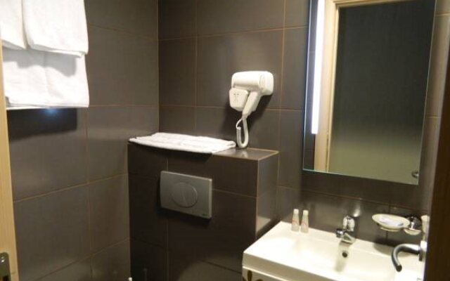 Hotel City Central International