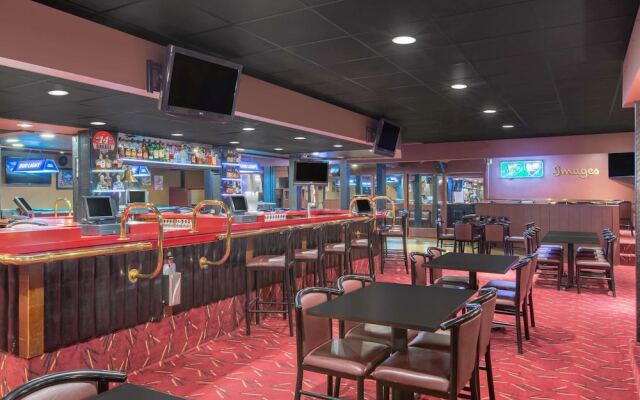 Ramada By Wyndham Midtown Grand Island