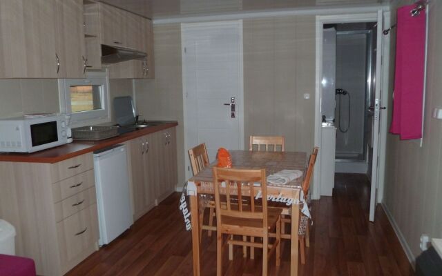 Camping Les Castors - Mobil-Home