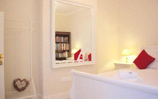 Sleeps14 Seaside Luxury House on the Suffolk Coast