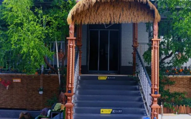 Homestay of Huatianyunyin – Outside – Yining