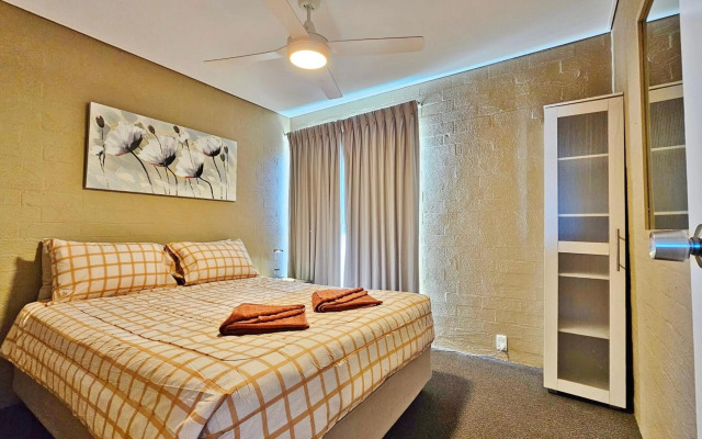 Riverview Holiday Apartment 13 - Kalbarri, WA