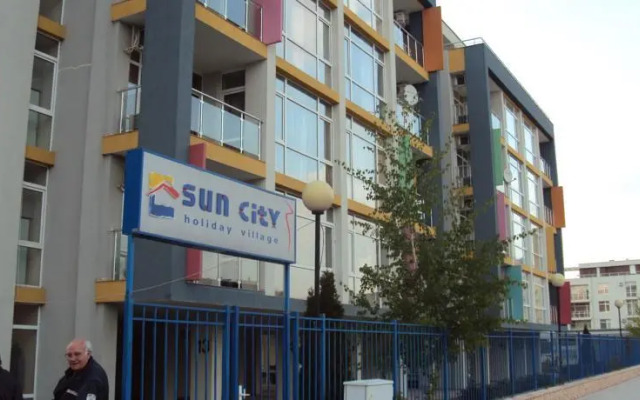 Sun City Apartments