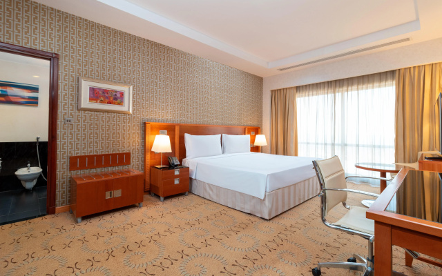 Holiday Inn Kuwait by IHG