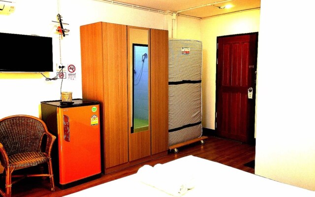 Home at Samlan Soi 1