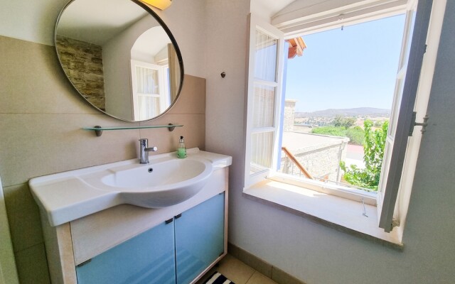 Village Charm Pool Apartment at Skarinou