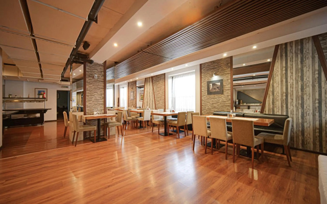 Riverside Boutique Hotel