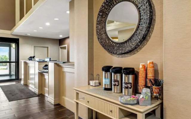 Comfort Inn & Suites Donna