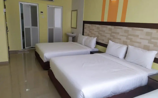 Sun Inns Meru Raya