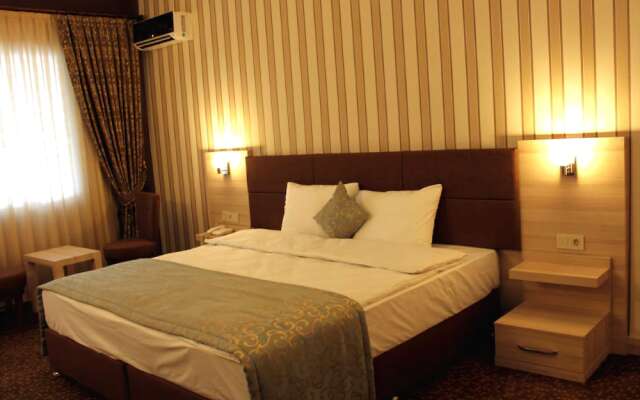 Town View Hotel