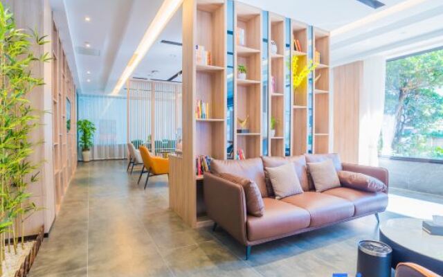 Youth Sunshine S Hotel (Xiamen SM Plaza)