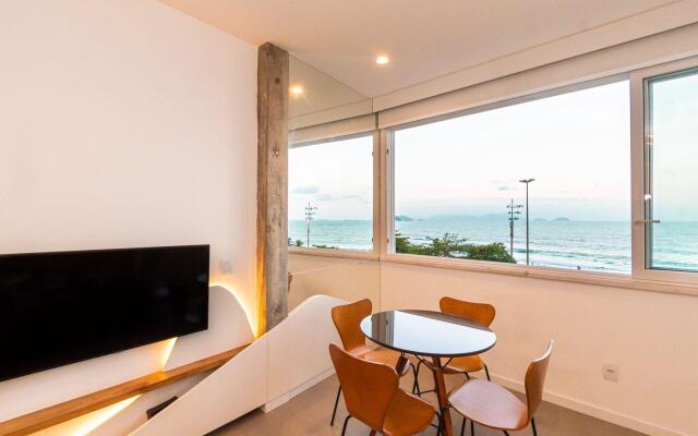Studio Frente Mar em Copacabana | A 3196/502