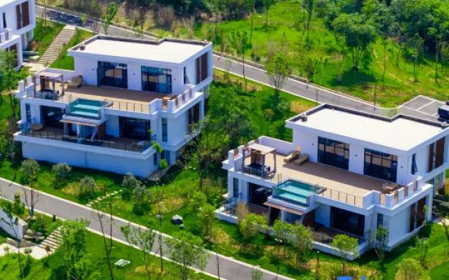 Yixing InLong  Lingshang Holiday House