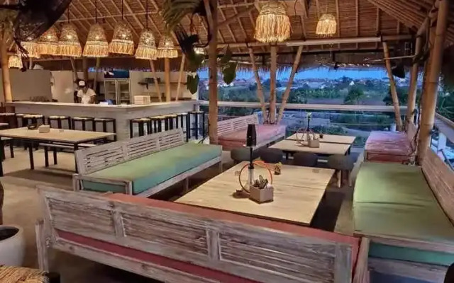 Clandestino - Hostel