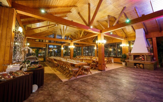 Eden Grand Resort