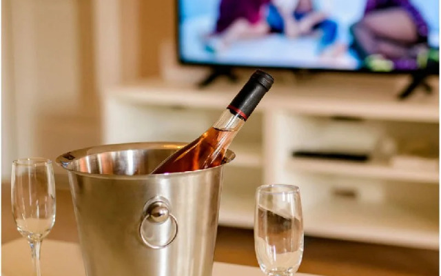 AQUARIUM Residence 2 cm