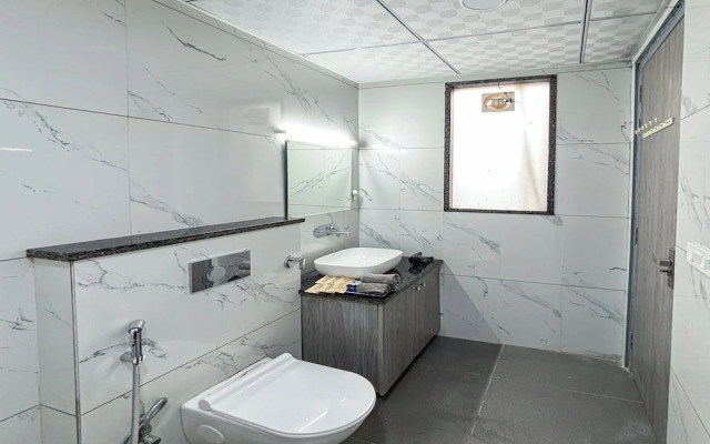 Housr Studio Rooms Sector 30 Gurgaon