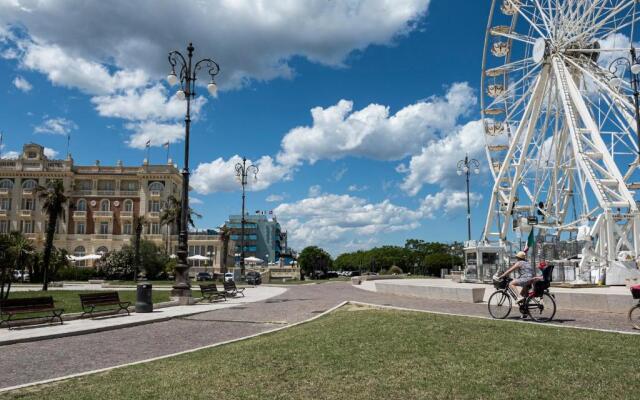 Housmart Grattacielo Cesenatico