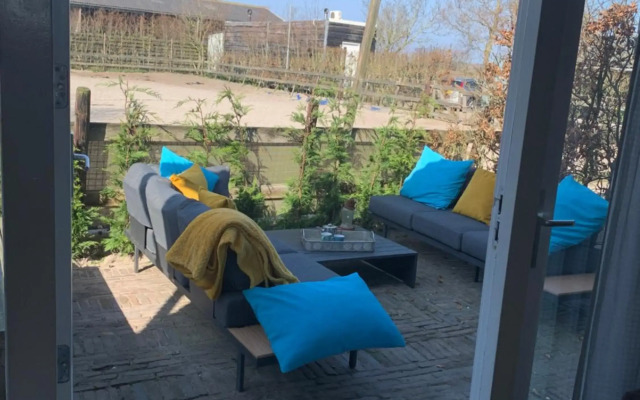 Apartment De Stranding