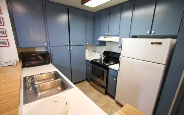 Summit #10 3 Bedroom Condo