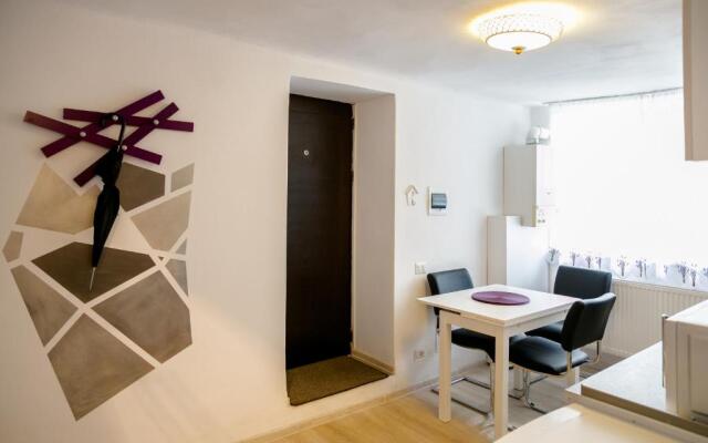 Hegel Apartment