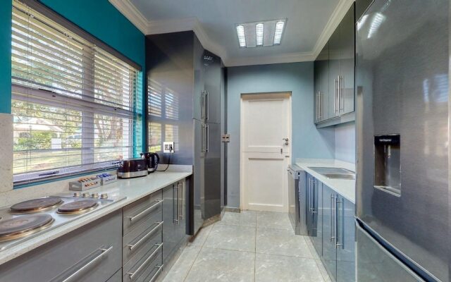 Caribbean Estate Deluxe