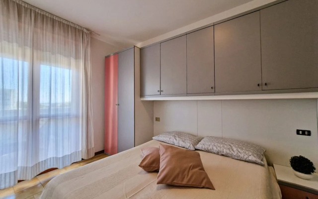 Homely Apartment With Great View and Pool