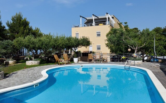 Nice Beach Apartments in Stobreč