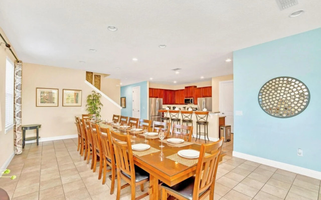 10br Luxury Mansion w Private Pool Netflix